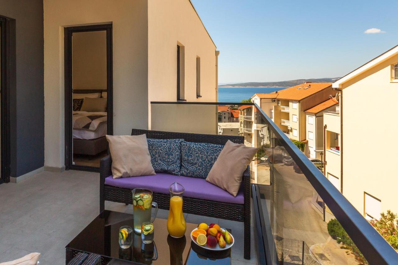 Luxury 2 Bedroom Apartment With Sea View Baška Voda Dış mekan fotoğraf