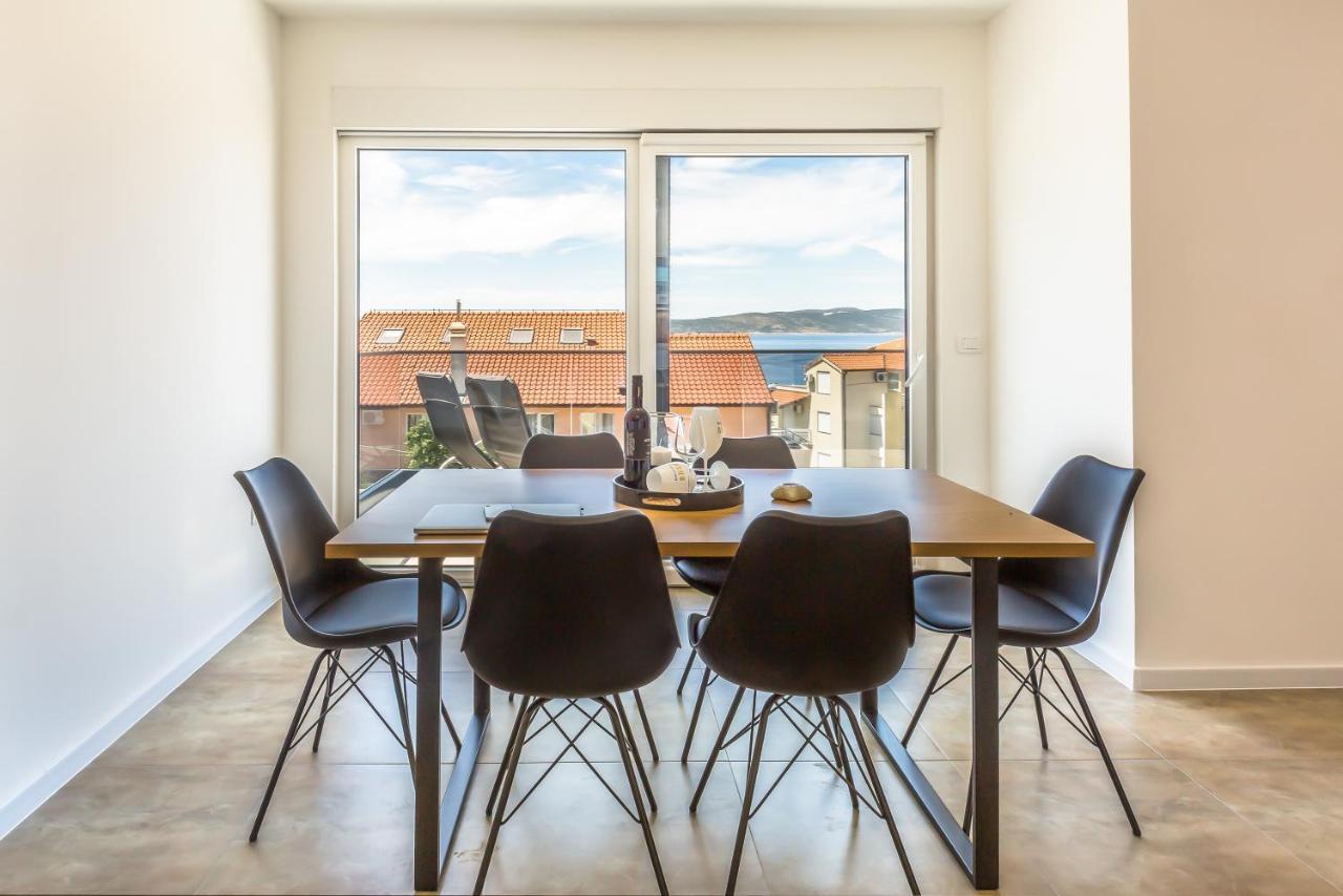 Luxury 2 Bedroom Apartment With Sea View Baška Voda Dış mekan fotoğraf